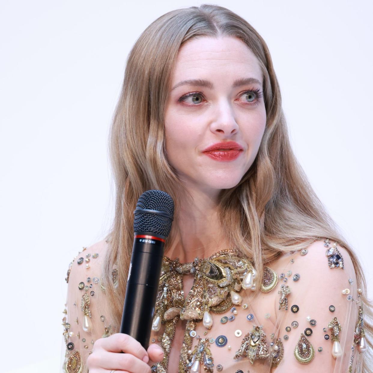  Amanda Seyfried in Shanghai. 