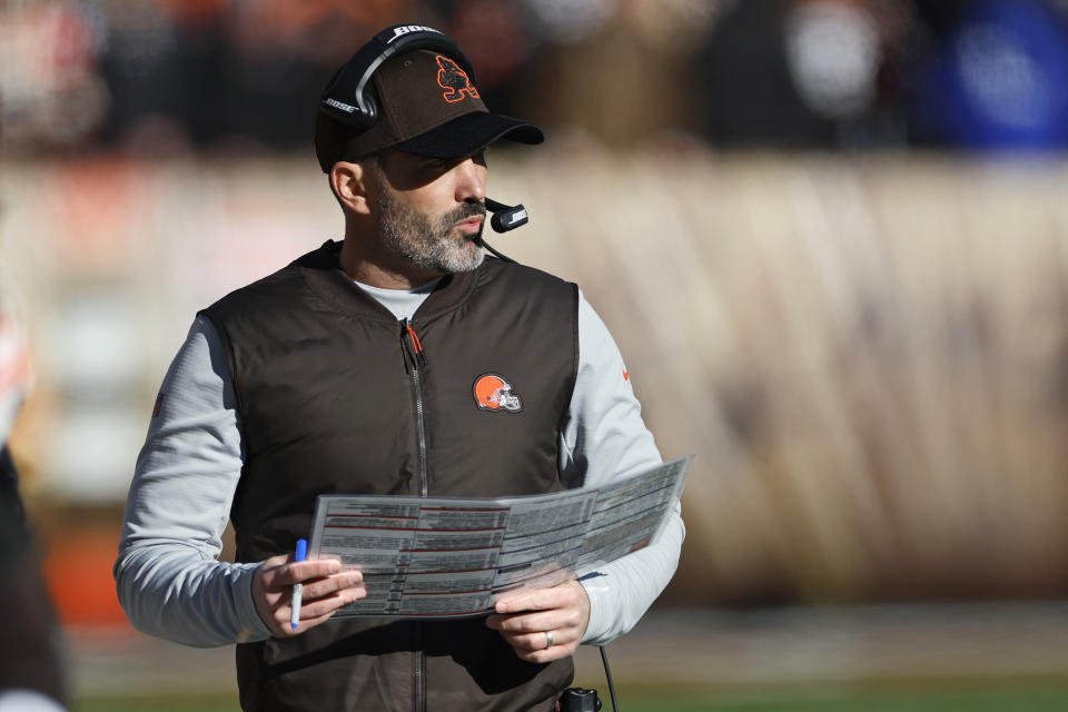 Cleveland Browns head coach Kevin Stefanski watches the first half of an NFL football game against the Baltimore Ravens, Sunday, Dec. 12, 2021, in Cleveland. (AP Photo/Ron Schwane)