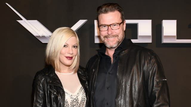 Tori Spelling And Dean Mcdermott Celebrate 9th Wedding Anniversary With 