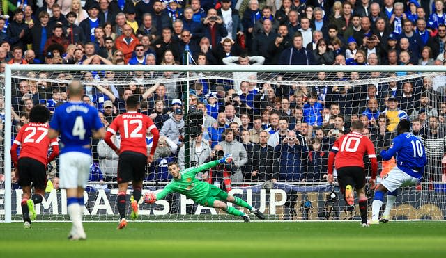 Premier League - Manchester United: De gea's 11 saves at wembley