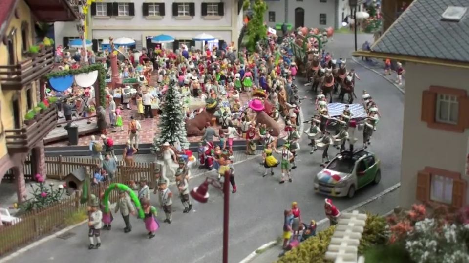 <p>Here, you can see a rowdy Oktoberfest celebration. The Miniatur Wunderland features more than 200,000 tiny hand-painted citizens. (Business Insider) </p>