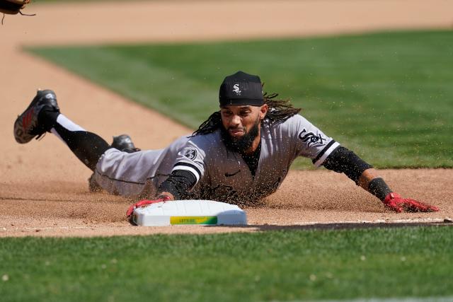 WHAT IN THE WHAT?!?! Billy Hamilton Just Hit a HOME RUN (VIDEO