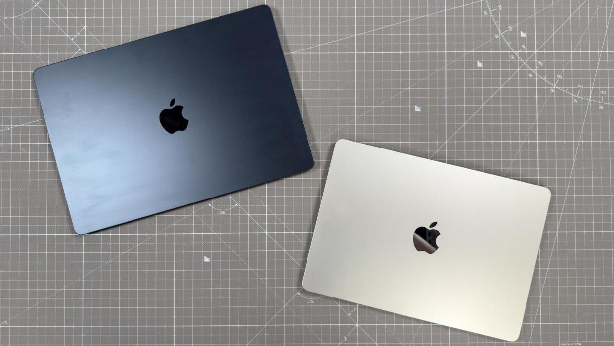  MacBook Air 15-inch M3 next to MacBook Air 13-inch. 