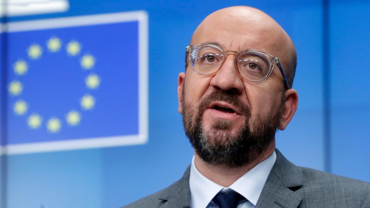 Der Präsident des Europäischen Rates, Charles Michel, hat die Hersteller von Corona-Impfstoffen angesichts von Lieferverzögerungen vor möglichen Konsequenzen gewarnt.