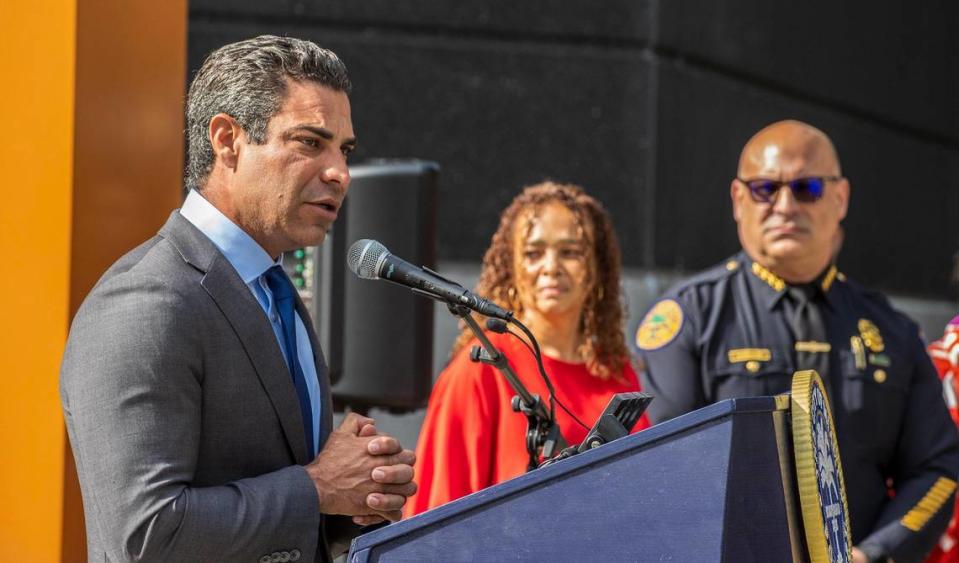 City of Miami Mayor Francis Suarez speaks during a press conference with Miami Commissioner Christine King and Chief of Police Manny Morales to announce a record-breaking reduction in murders and in violent crime rates in 2023. Pedro Portal/pportal@miamiherald.com