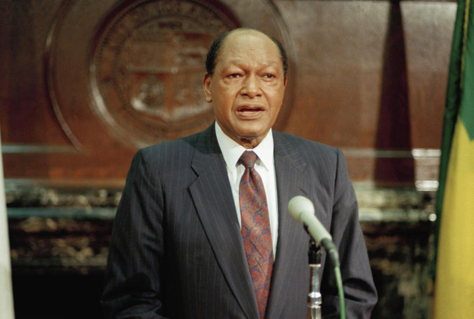 FILE - Los Angeles Mayor Tom Bradley speaks in a televised address following the verdicts in the trial of four Los Angeles police officers charged in the violation of Rodney King's civil rights, Saturday, April 17, 1993 in Los Angeles. (AP Photo/Akili-Casundria Ramsess, File).