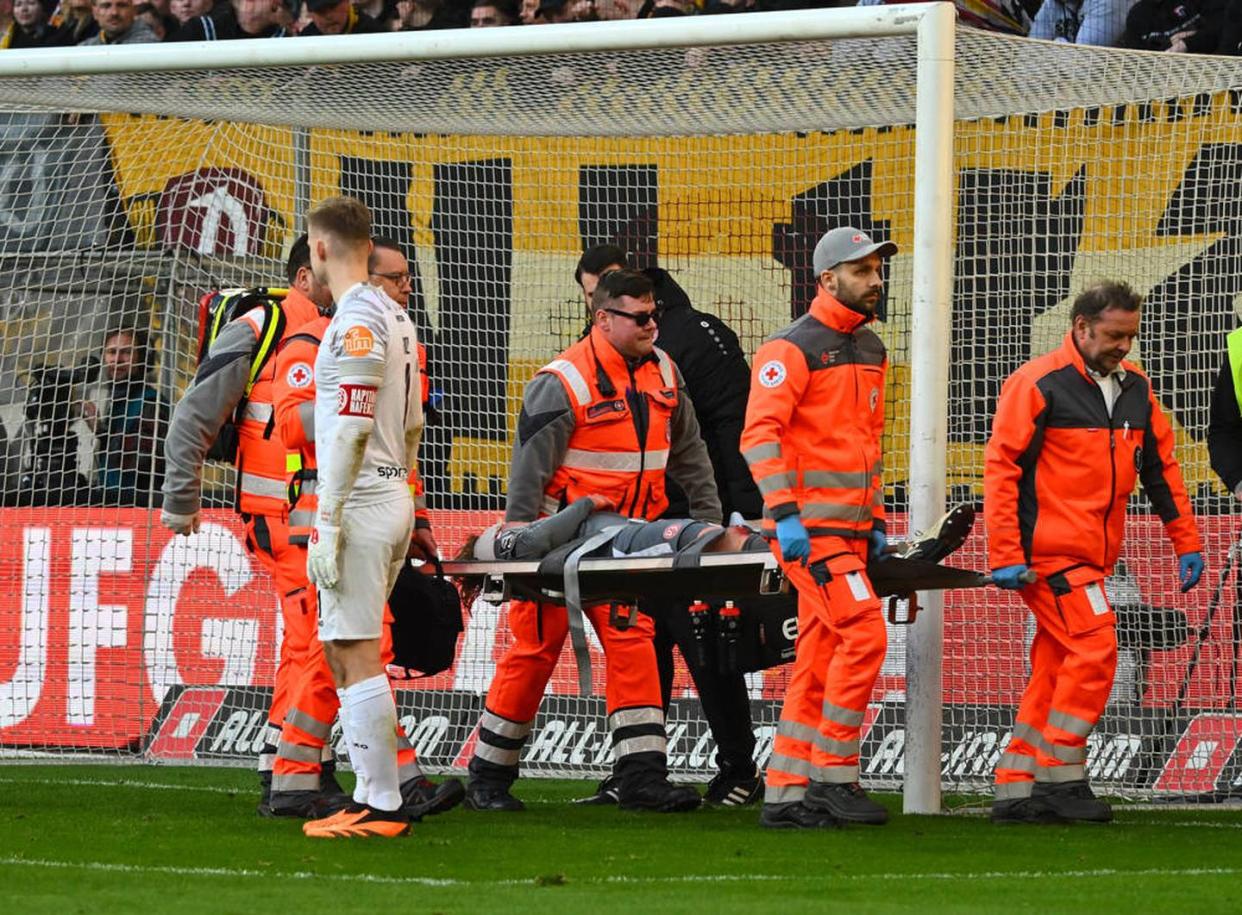 Felix Götze verletzt sich in der 3. Liga - und wird von Dynamo-Fans verhöhnt. (Bild: Sport1)