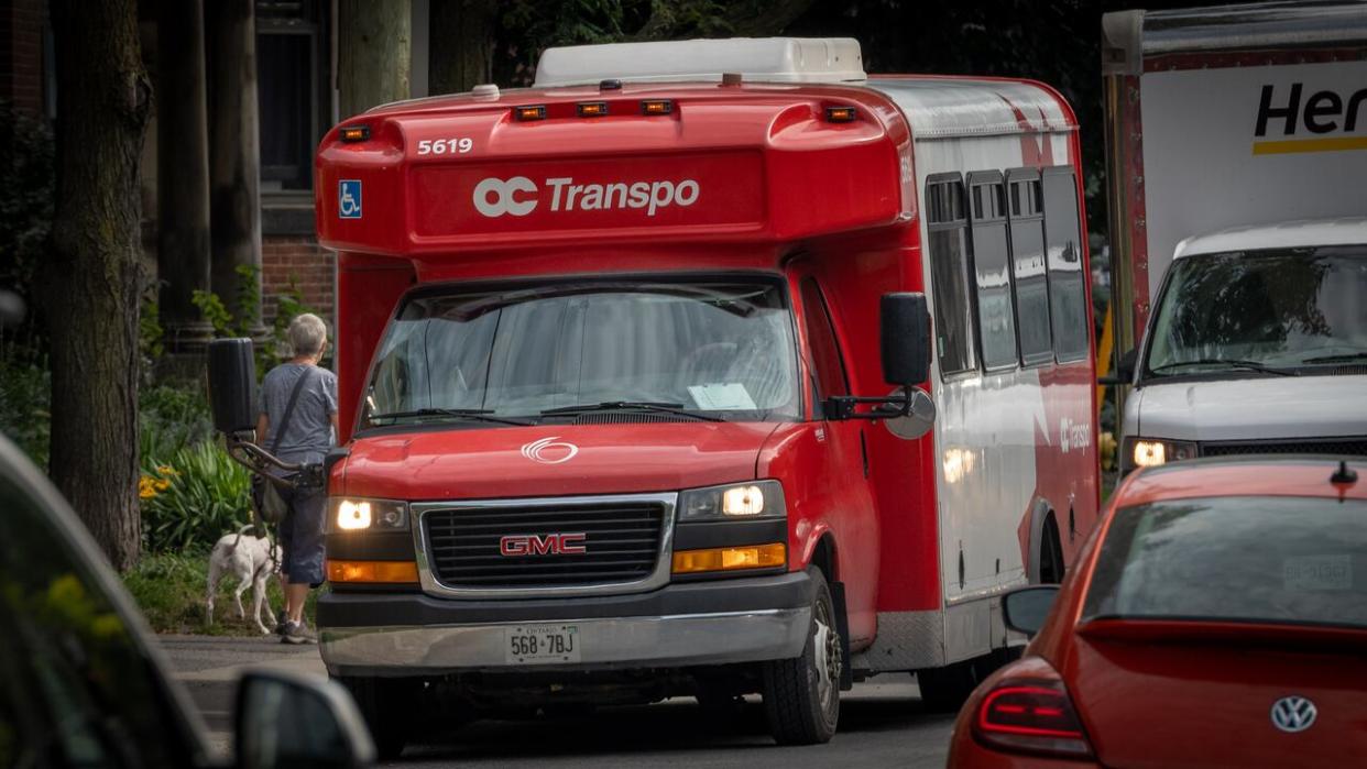 A Para Transpo vehicicle in Ottawa in August 2023. OC Transpo says riders in Blackburn Hamlet can book same-day or next-day trips starting Sunday, Feb. 11. (Brian Morris/CBC - image credit)