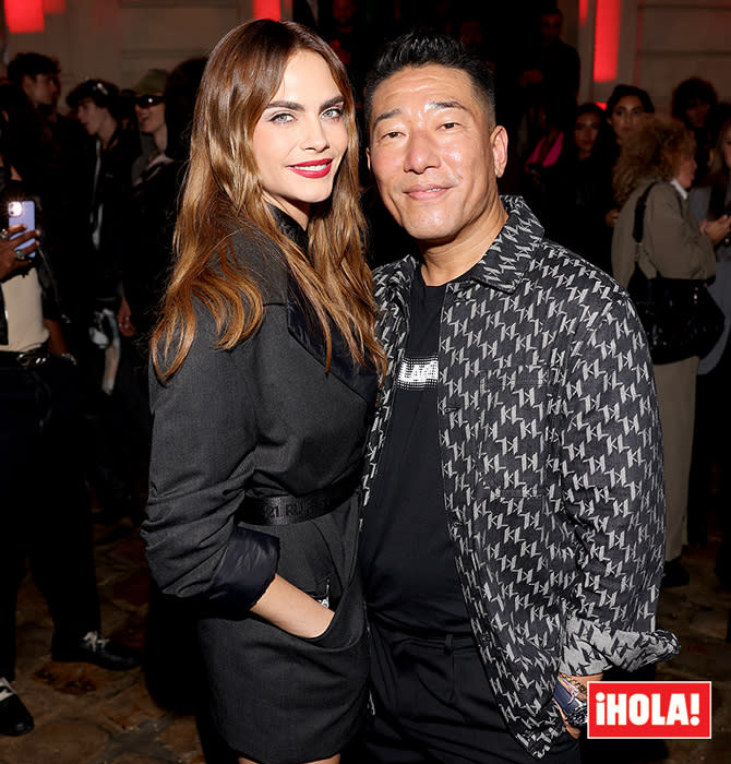 cara delevingne y Hun Kim, director creativo