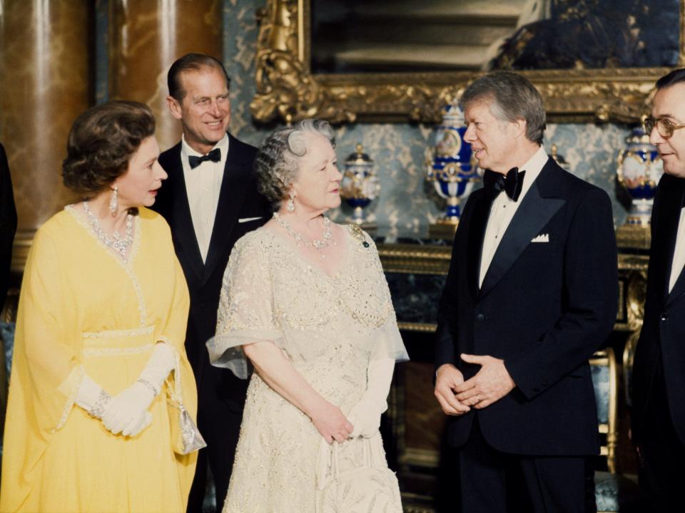 Queen Elizabeth and the Queen Mother meet President Jimmy Carter