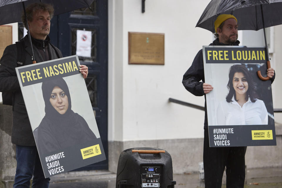 Protestas en la embajada de Arabia Saudí en Países Bajos por la detención de activistas. (Photo by Pierre Crom/Getty Images)