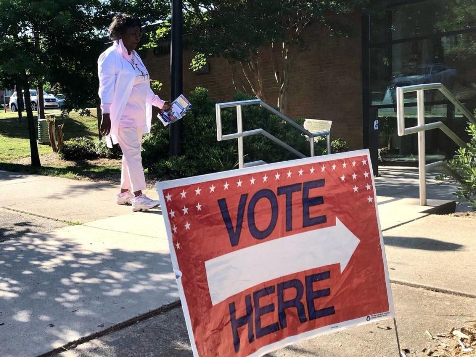 A voter arrives at Precinct 25 inside the West Charlotte Community Center on Tuesday, May 17, 2022. A greater percentage of Mecklenburg County voters turned out for Tuesday’s primary than the last such midterm, non-presidential election, in 2018, county data show.