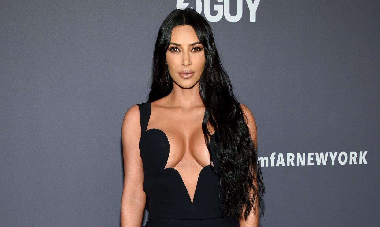 Kim Kardashian ist für gewagte Red-Carpet-Auftritte bekannt. (Bild: AP Photo)