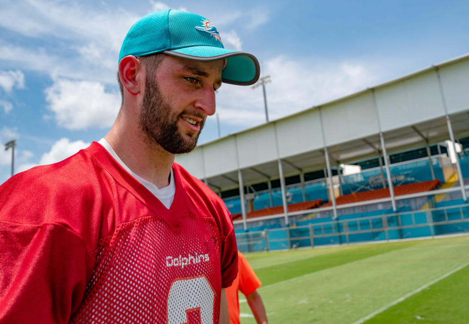 Josh Rosen Dolphins.