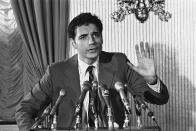 <p>Ralph Nader announces that he will seek court action challenging the firing of Watergate special prosecutor Archibald Cox, October 22, 1973. (Photo: AP) </p>