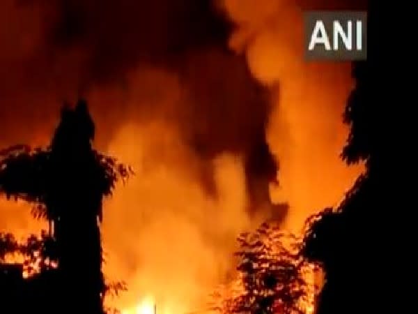 Visuals of the fire from Mankhurd area of Mumbai (Photo/ANI)