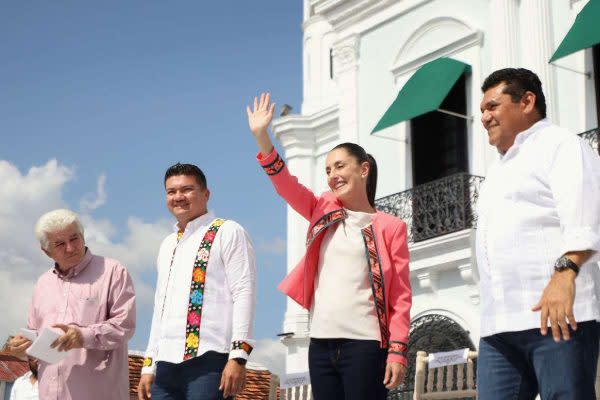 josé ramiro lópez obrador en evento con javier may y claudia sheinbaum en tabasco