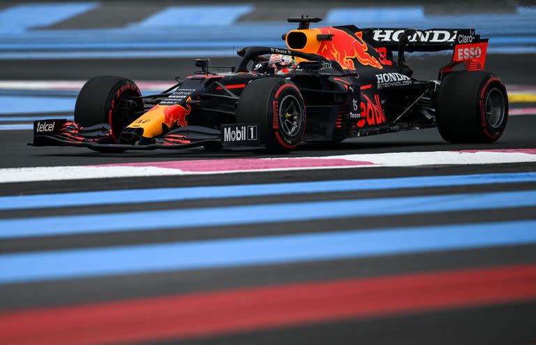 Max Verstappen (Red Bull) hizo el mejor tiempo en la clasificación y se aseguró este domingo el primer lugar en la grilla