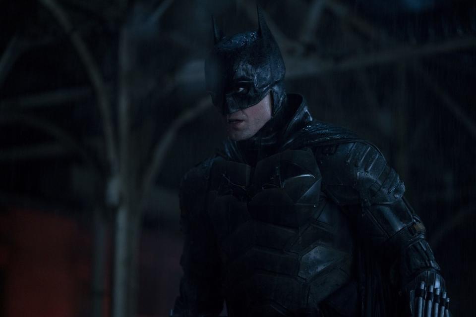 Alle bislang veröffentlichten Bilder lassen einen äußerst düsteren "Batman"-Film vermuten. (Bild: Warner Bros.)