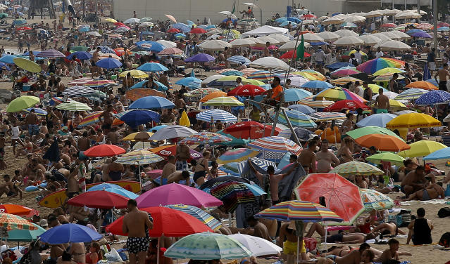 Lisbon breaks record for maximum temp, hits 44 C (111.2 F)