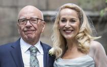 <p>Von 2016 bis 2022 war Jerry Hall mit US-Milliardär Rupert Murdoch verheiratet. Zuvor war sie ebenfalls einem Rock-Star verfallen: Mick Jagger. Nach 21 Jahren und vier Kindern verließ sie ihn jedoch, nachdem er ein brasilianisches Model geschwängert hatte. (Bild: John Phillips/Getty Images)</p> 