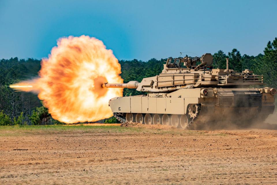 M1A2 Abrams tank