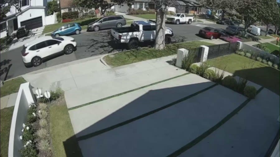 Many of the homes that have been targeted in Mar Vista had security footage that shows the thieves fleeing the scene in a white Honda SUV. The victim shared these images with KTLA on April 29, 2024. (Harry Whelan)