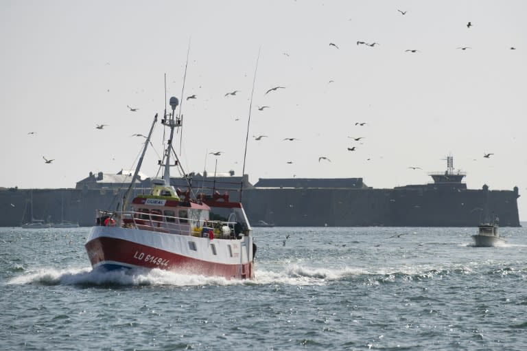 Worldwide small-scale artisanal catches are on the rise -- from about eight million tonnes in the early 1950s to 22 million tonnes in 2010, a University of British Columbia study shows