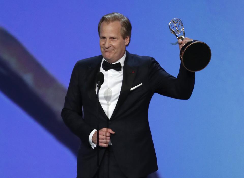 Jeff Daniels for <I>Godless</I> wins the Emmy for Outstanding Supporting Actor in a Limited series or Movie. REUTERS/Mario Anzuoni