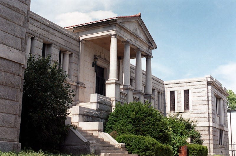 The Green Lawn Abbey mausoleum will host a holiday open house on Sunday afternoon.