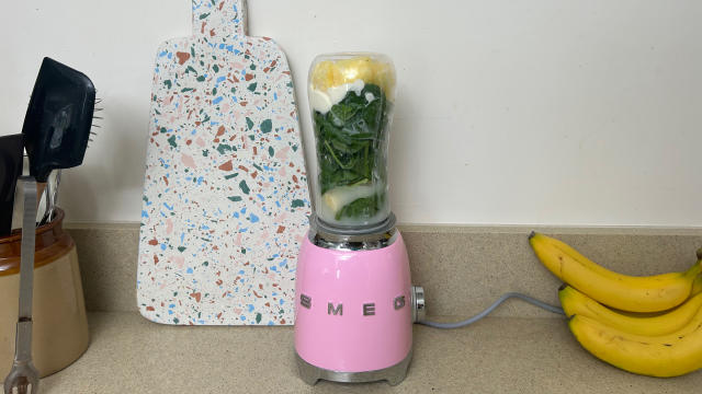 Smeg Cream Retro Blender + Reviews