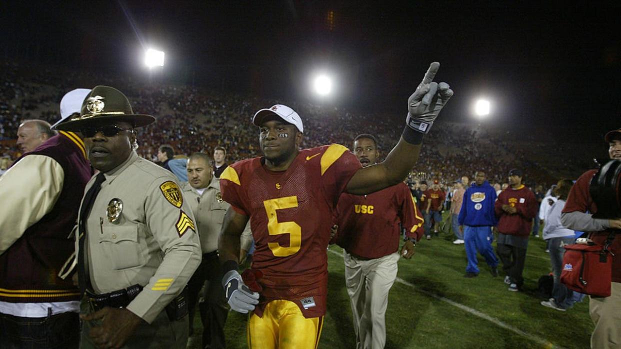 <div>REGGIE BUSH at the UCLA Bruins against the USC Trojans in Los Angeles Saturday Dec. 4, 2005. USC won 66-19. (Photo by Jay Drowns/Sporting News via Getty Images via Getty Images)</div> <strong>(Getty Images)</strong>