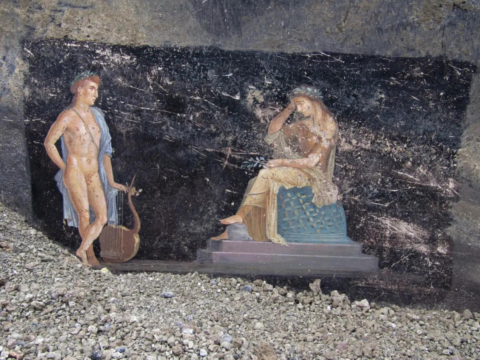 Der griechischen Sage nach verfluchte der Gott Apollo (links) Kassandra (rechts), damit ihren Prophezeiungen über den Trojanischen Krieg kein Glauben geschenkt wurde - Copyright: Italian Culture Ministry via AP, HO
