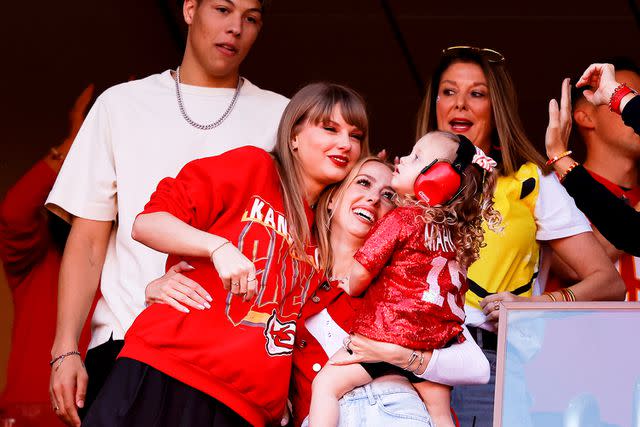 IN PHOTOS: Patrick Mahomes' son Bronze makes his Chiefs debut vs Bears with  mom Brittany, sister Sterling