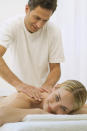 <b>3. Platz. Masseure (Scheidungsrate 38,22 Prozent) </b> <br><br>Die meisten Masseure arbeiten hochprofessionell, Affären mit Patienten sind eher selten. Dennoch: Oft gibt es da die nagende Eifersucht des Partners – schließlich sieht der andere den ganzen Tag kaum bekleidete Menschen… (Bild: Thinkstock)