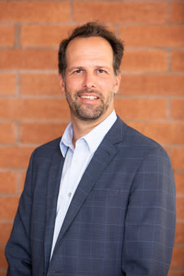 A 20-plus-year franchise industry veteran, Mike Weinberger, was appointed to CEO of Item 9 Labs Corp. (OTCQX: INLB) ahead of approaching transformative acquisition.