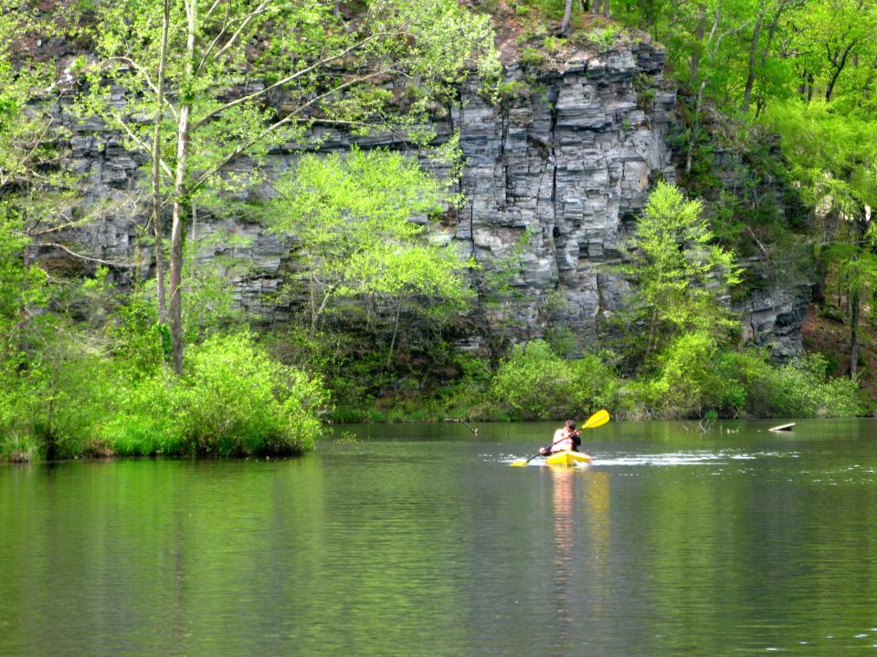 Beavers Bend State Park is located in the mountainous region of southeast Oklahoma along the shores of Broken Bow Lake and the Mountain Fork River.