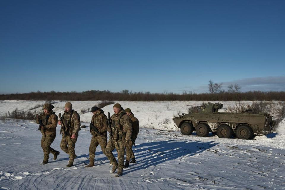 Ukrainische Soldaten auf einem Übungsplatz. - Copyright: Kostiantyn Liberov/Libkos/Getty Images