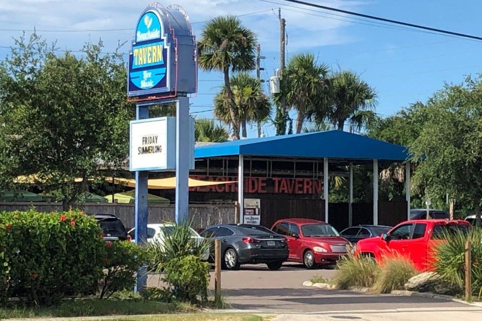 Beachside Tavern, New Smyrna Beach.