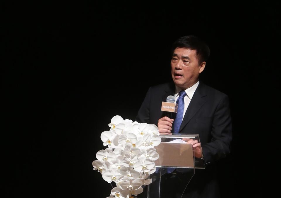 台北市政府23日舉行郝柏村追思紀念會，前台北市長郝龍斌（圖）代表家屬致詞。