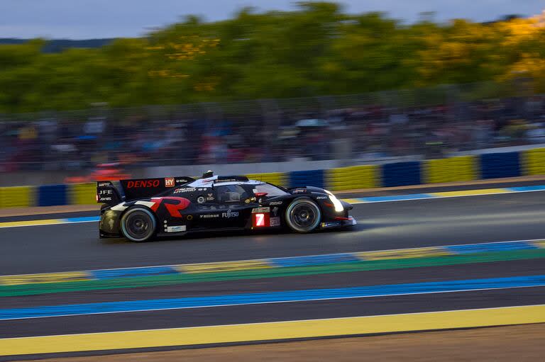 Sin ser parte de la tripulación titular del calendario del Mundial de Resistencia, José María Pechito López fue el piloto que más giró en el auto N°7 de Toyota Gazoo Racing: el cordobés ensayó 115 vueltas a un circuito de 13,5 kilómetros