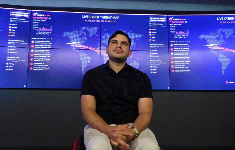 Fernando Cabello is a military veteran who completed the cybersecurity NEXUS program at Columbus State University, and is now working full time for Global Payments. 05/05/2023