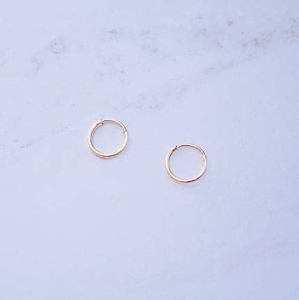 49) Ten Wilde 18k Gold Tiny Hoops