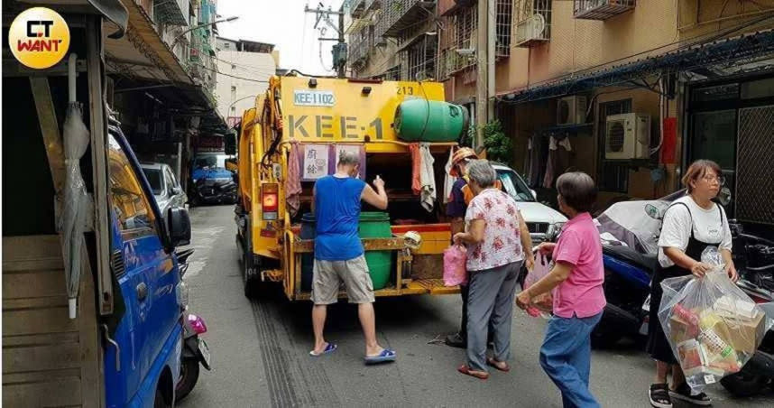 彰化縣7月1日起加嚴垃圾分類稽查，退運不合格垃圾引爆民怨。示意圖，非當事縣市。（圖／謝東明攝）