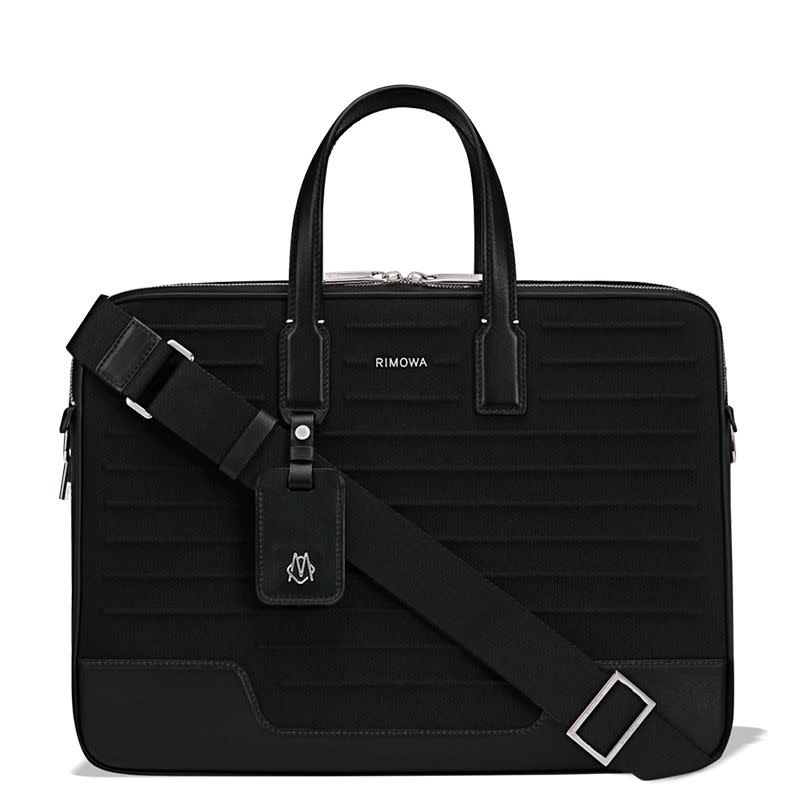 <p><a href="https://go.redirectingat.com?id=74968X1596630&url=https%3A%2F%2Fwww.rimowa.com%2Fus%2Fen%2Fbags%2Fbriefcase%2F52500015.html&sref=https%3A%2F%2Fwww.esquire.com%2Fstyle%2Fmens-accessories%2Fg28122227%2Flaptop-bags-for-men%2F" rel="nofollow noopener" target="_blank" data-ylk="slk:Shop Now;elm:context_link;itc:0;sec:content-canvas" class="link rapid-noclick-resp">Shop Now</a></p><p>Never Still Briefcase</p><p>rimowa.com</p><p>$1375.00</p>