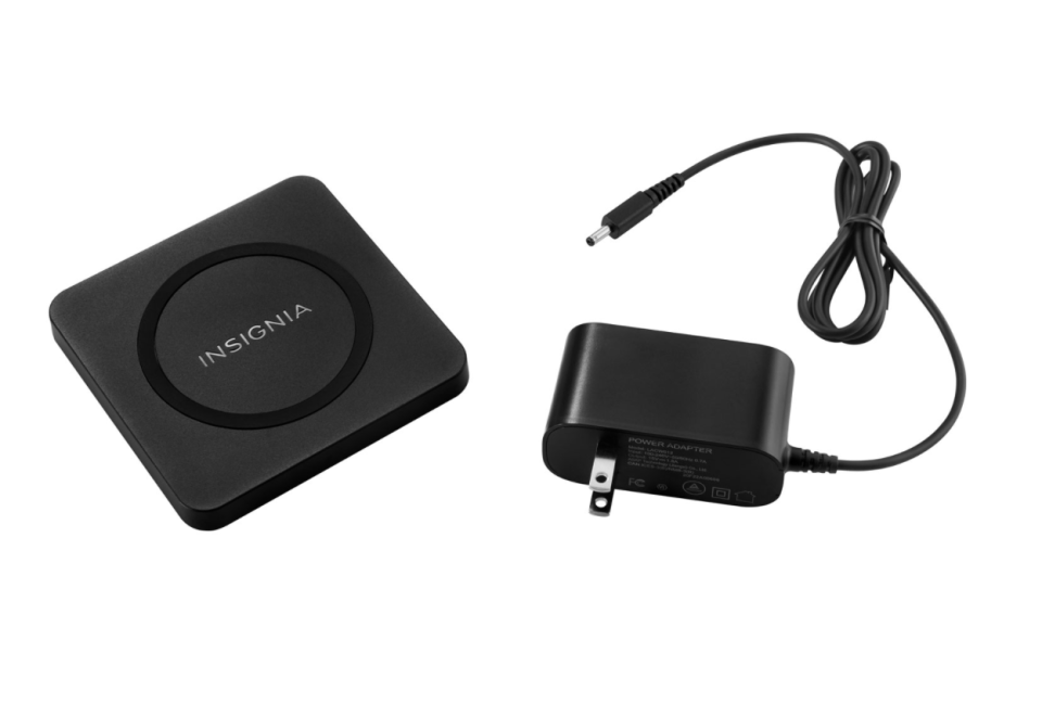 Insignia 15W Qi Wireless Charging Pad in Black (Photo via Best Buy Canada)