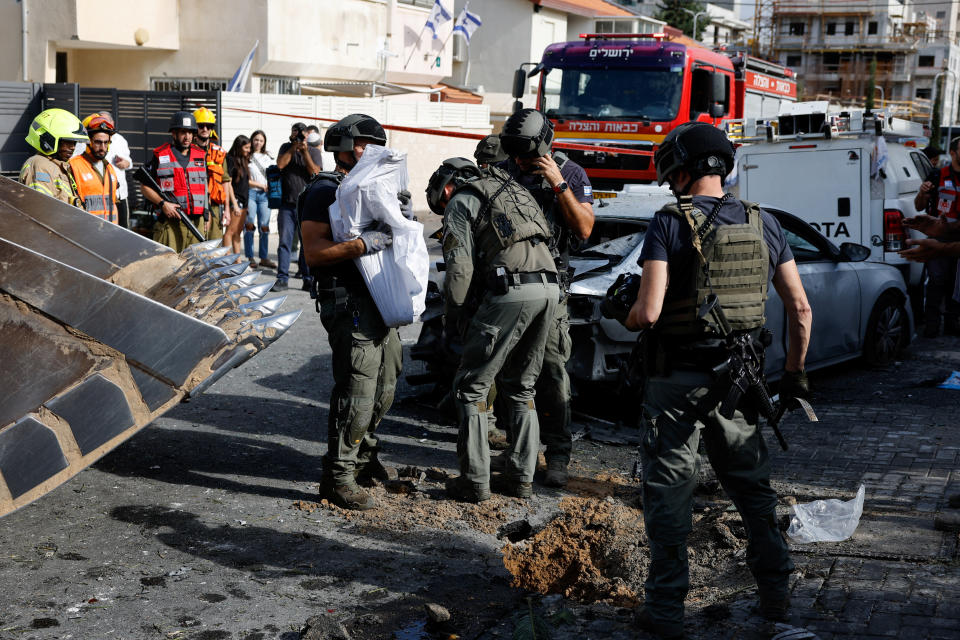 Die feindlichen Handlungen in Israel und Gaza gehen weiter.