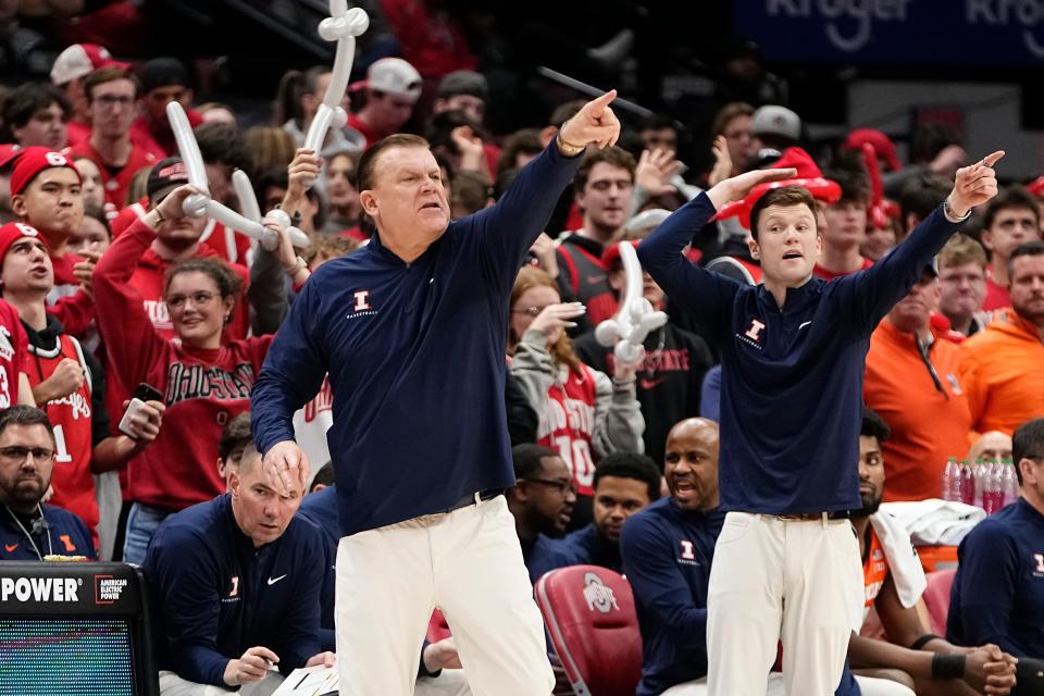 Feb 1, 2024; Columbus, Ohio, USA; Illinois Fighting Illini head coach Brad Underwood motions from the bench during the second half of the NCAA men’s basketball game against the Ohio State Buckeyes at Value City Arena. Ohio State lost 87-75.