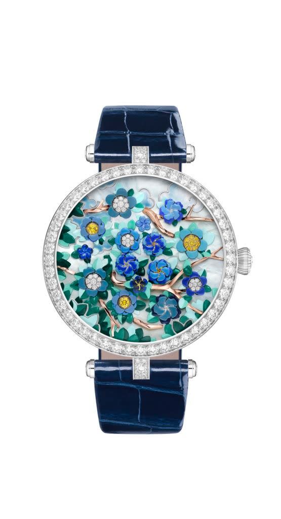 Spread The Joy This Holiday Season With Van Cleef & Arpel's Perlée  Collection - Harper's BAZAAR Malaysia