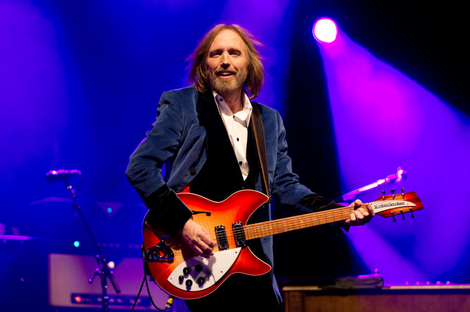 <p>The iconic voice behind “American Girl,” “I Won’t Back Down,” and dozens of other radio staples suffered <a rel="nofollow" href="https://www.yahoo.com/entertainment/tom-petty-dies-rock-legend-040855489.html" data-ylk="slk:cardiac arrest;elm:context_link;itc:0;sec:content-canvas;outcm:mb_qualified_link;_E:mb_qualified_link;ct:story;" class="link  yahoo-link">cardiac arrest</a> in September, just days after finishing a three-night stand at L.A.’s Hollywood Bowl as part of a tour celebrating 40 years of Tom Petty and the Heartbreakers. News of his death was particularly dramatic when it was reported by CBS News that <a rel="nofollow noopener" href="http://www.milforddailynews.com/news/20171002/erroneous-reports-about-tom-pettys-death-cause-confusion" target="_blank" data-ylk="slk:he had passed away before he actually did;elm:context_link;itc:0;sec:content-canvas" class="link ">he had passed away before he actually did</a>, and was beyond <a rel="nofollow" href="https://www.yahoo.com/entertainment/tom-petty-apos-daughter-annakim-061100464.html" data-ylk="slk:hurtful for his grieving family;elm:context_link;itc:0;sec:content-canvas;outcm:mb_qualified_link;_E:mb_qualified_link;ct:story;" class="link  yahoo-link">hurtful for his grieving family</a>. (Photo: Getty Images) </p>